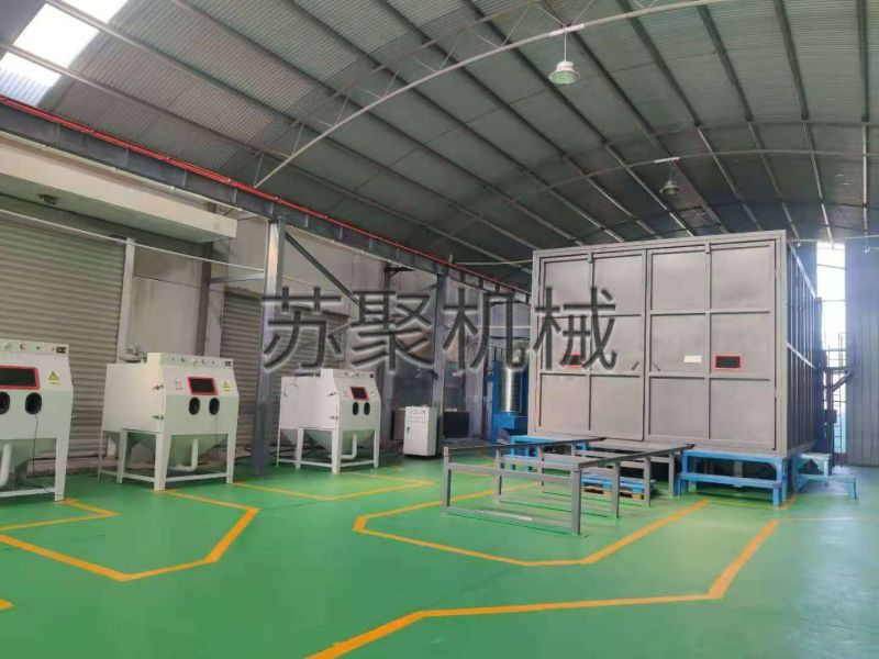 半自動(dòng)回收式噴砂房